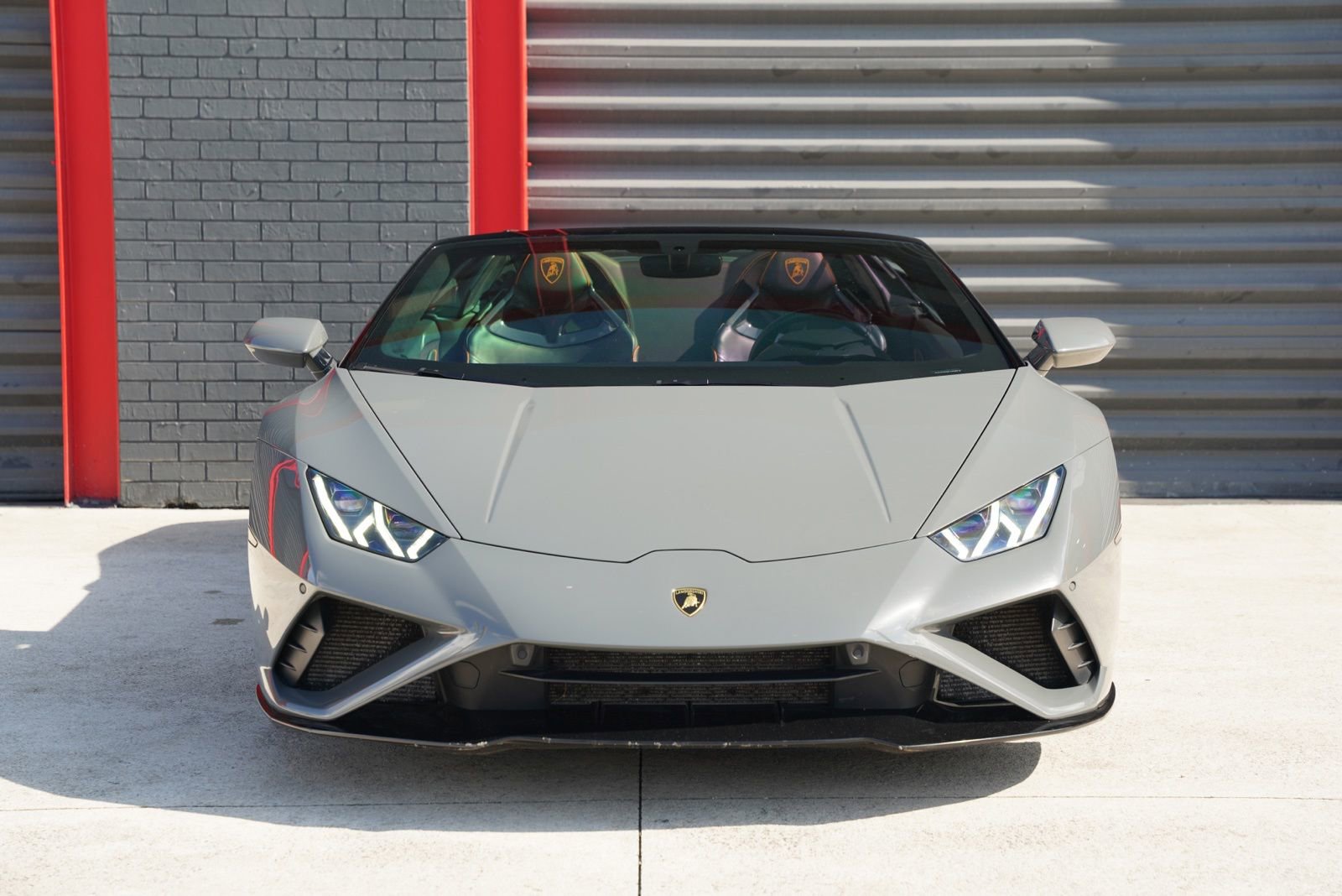Used 2021 Lamborghini Huracan EVO image 2