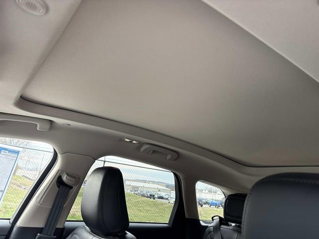 New 2026 Lincoln Corsair Reserve w/ Jet Appearance Package image 24