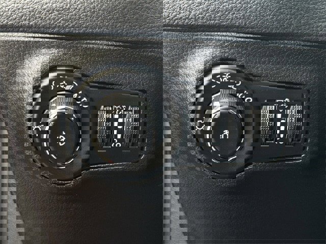 Used 2021 Jeep Compass 80th Special Edition image 24