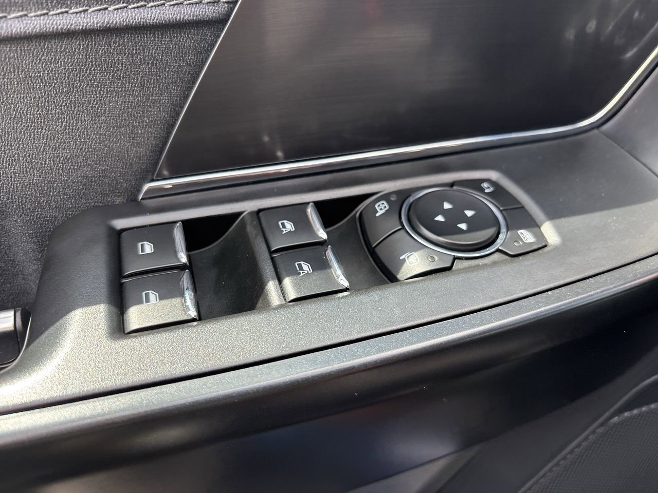 Used 2022 Ford F150 Raptor w/ Convenience Package image 12