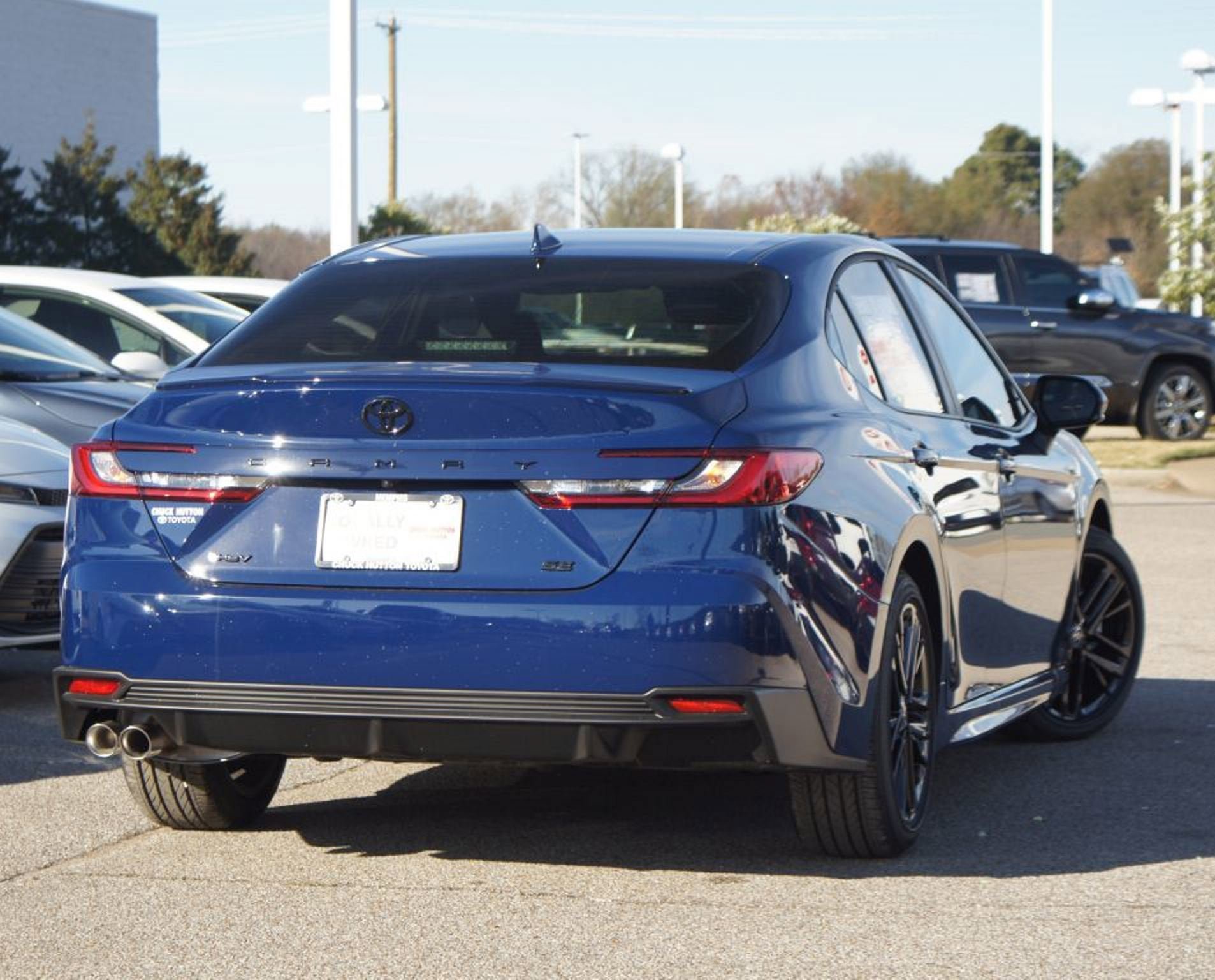 Used 2026 Toyota Camry SE FWD image 20