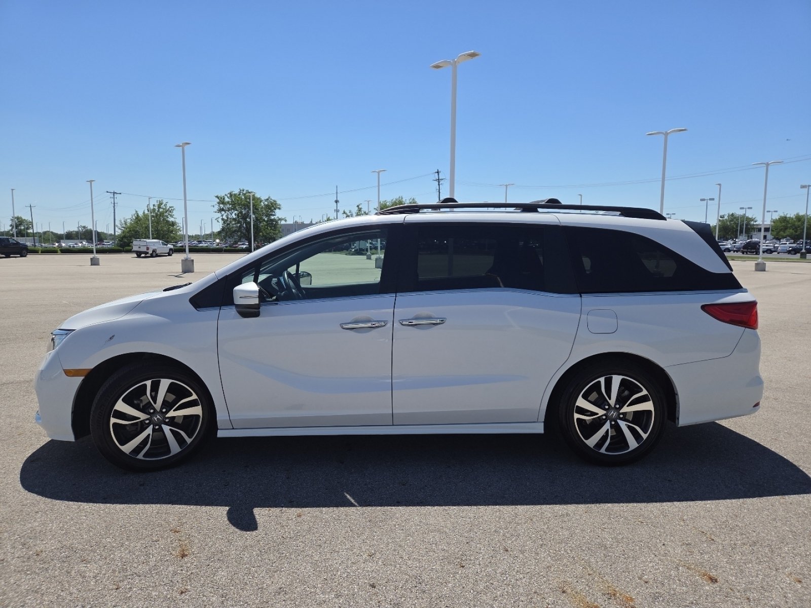 Used 2024 Honda Odyssey Touring image 17