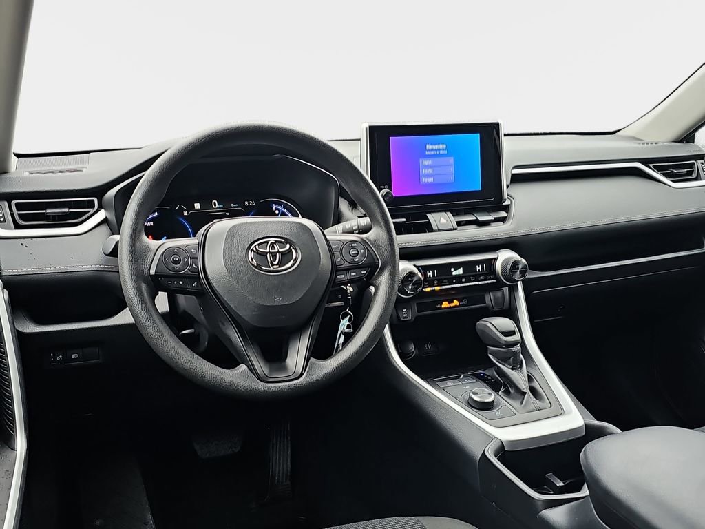 Used 2025 Toyota RAV4 LE image 19