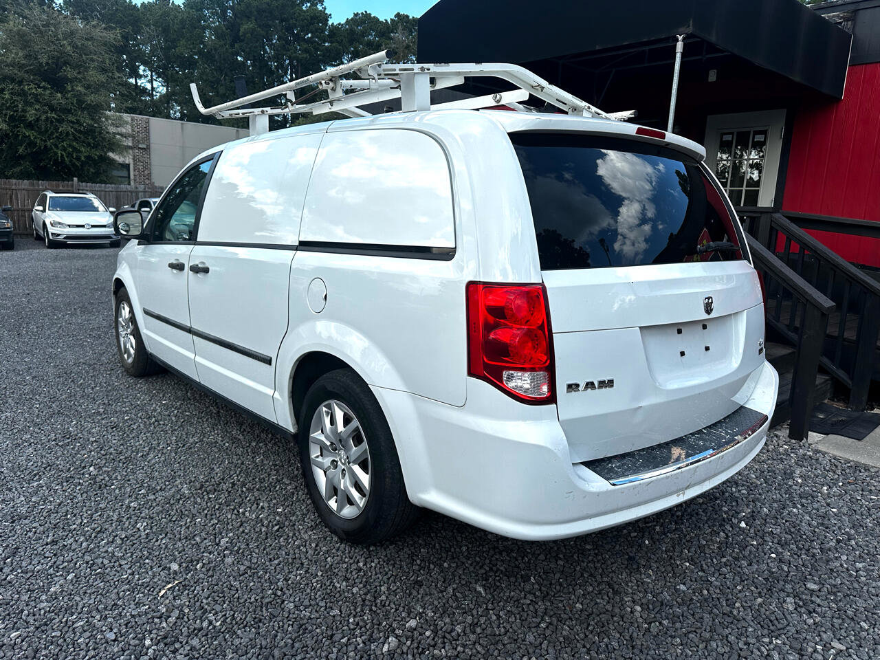 Used 2015 RAM C/V Tradesman w/ UConnect Hands-Free Group image 5