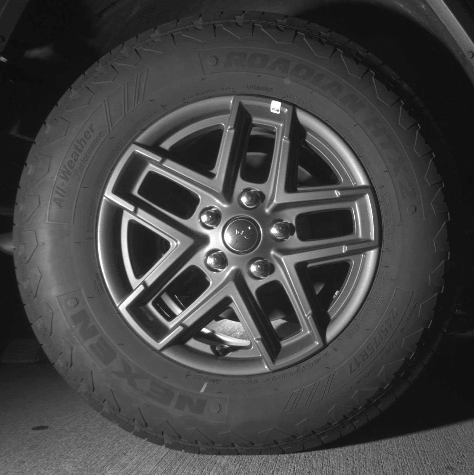 Used 2025 Jeep Wrangler Unlimited Sport AWD/4WD image 18