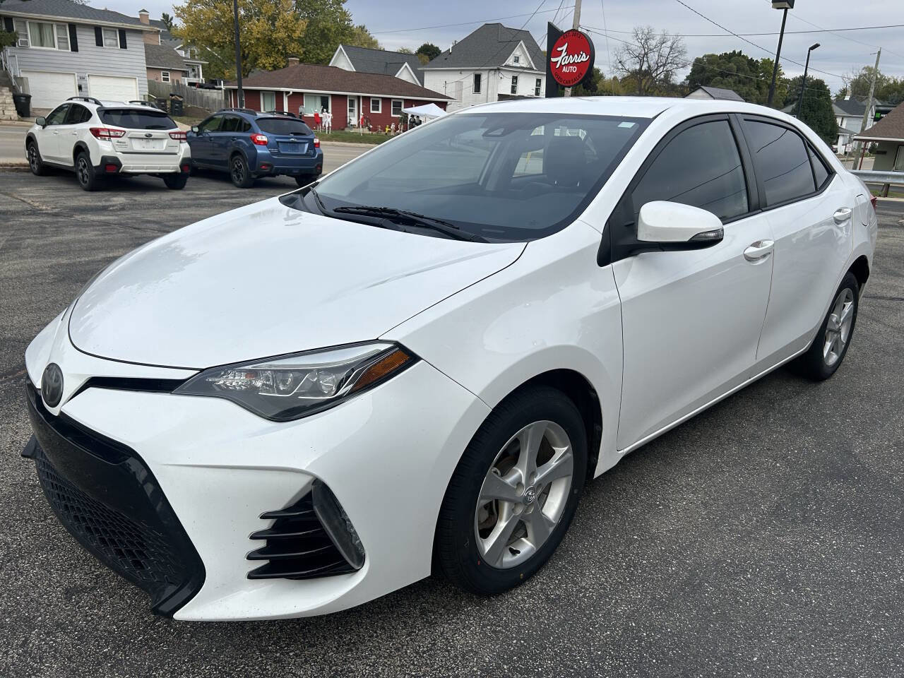 Used 2017 Toyota Corolla SE image 4