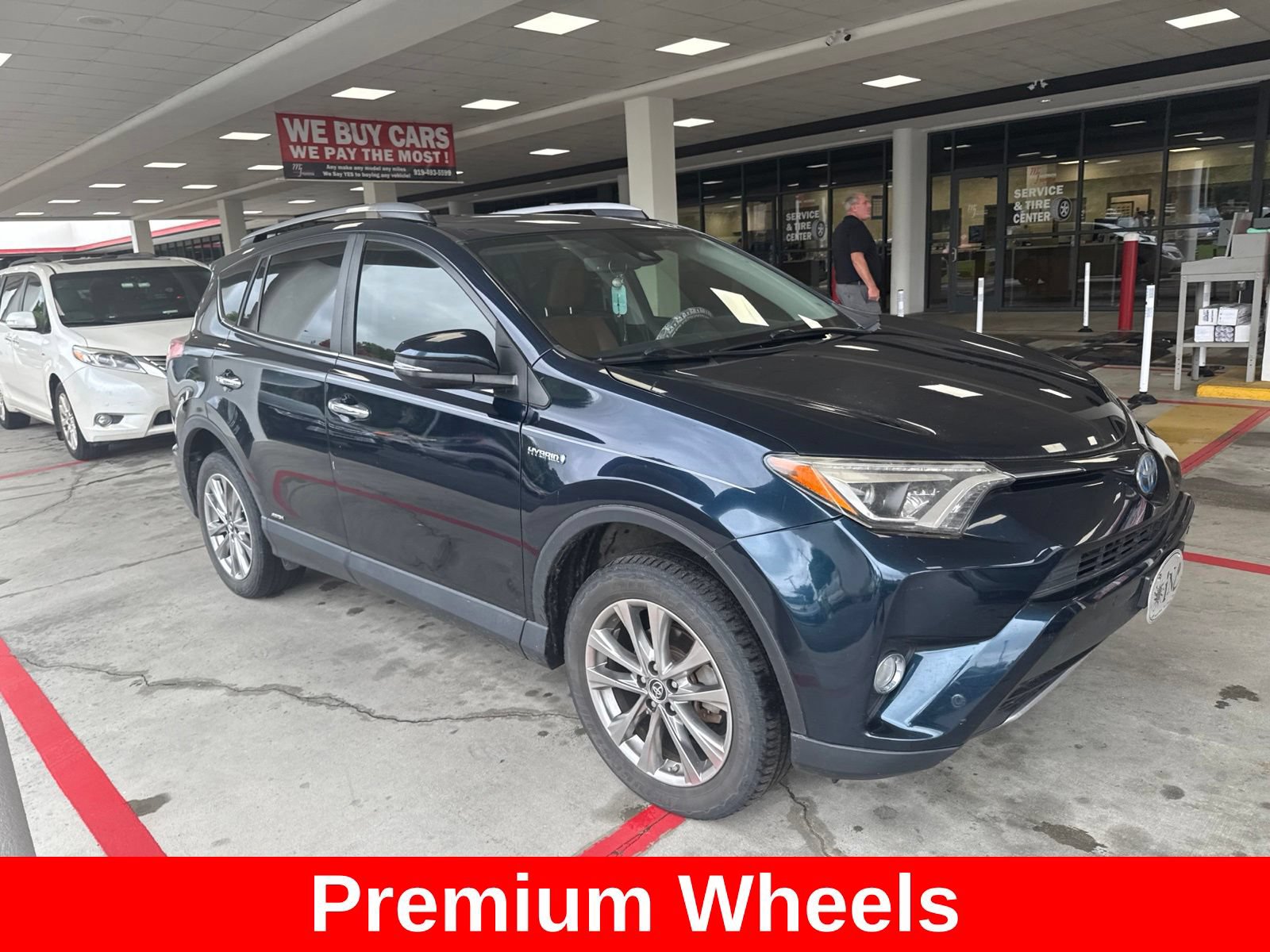 Used 2017 Toyota RAV4 Limited AWD/4WD image 13