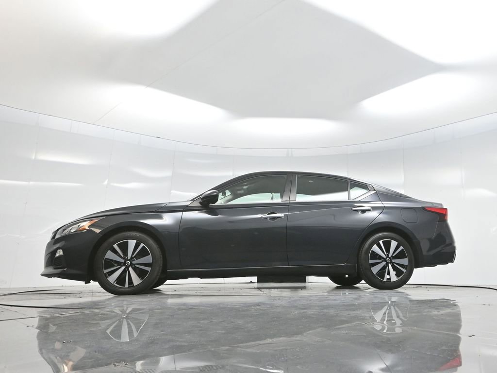Used 2022 Nissan Altima 2.5 SV image 7