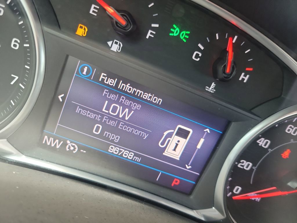 Used 2022 GMC Terrain SLE image 22