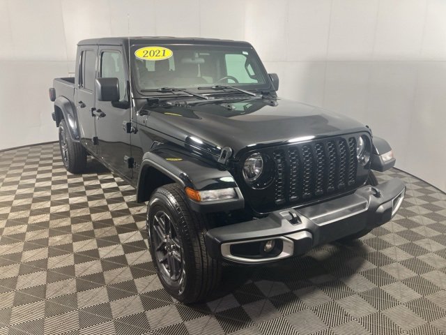 Used 2021 Jeep Gladiator Sport image 4