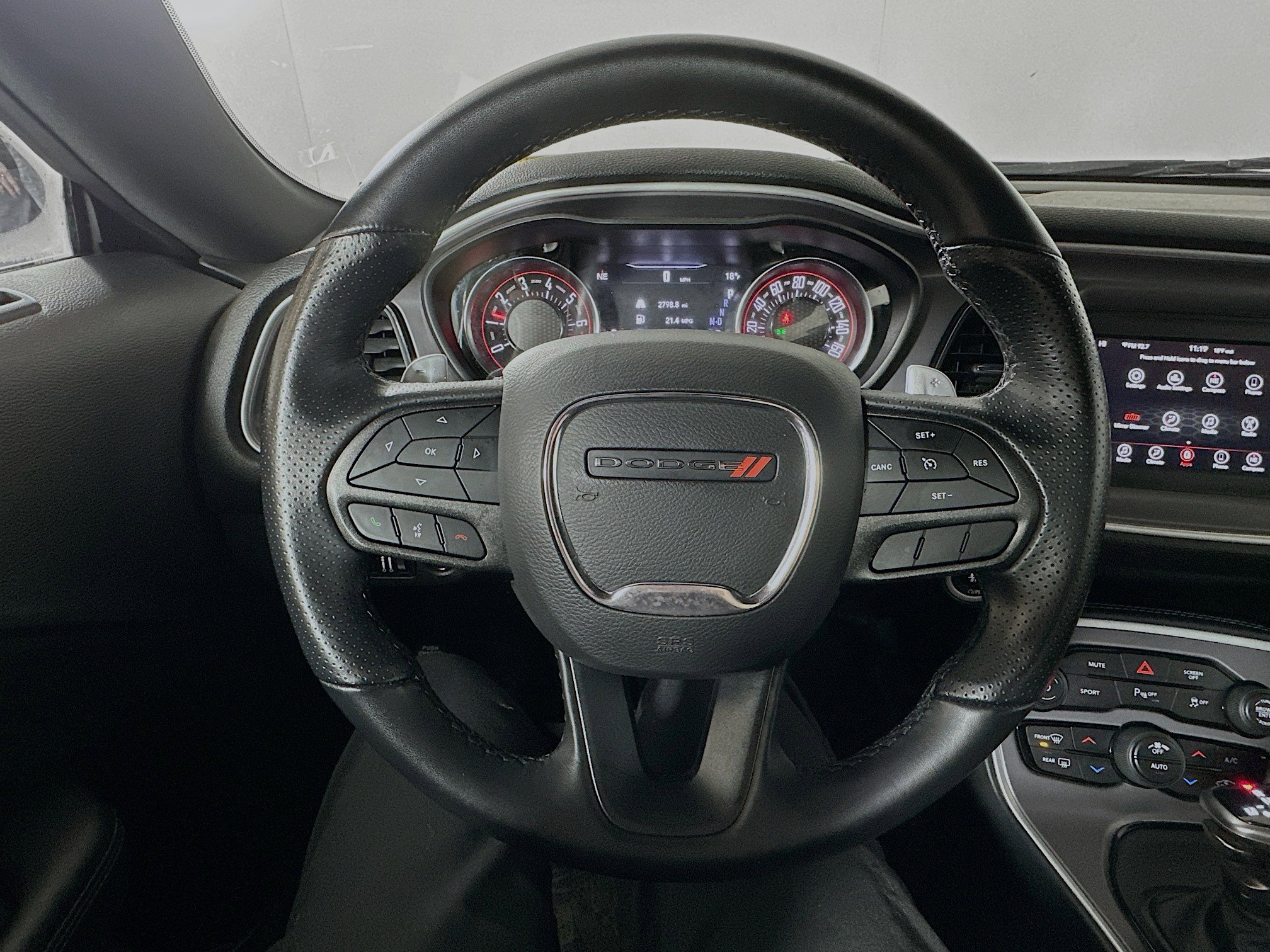 Used 2022 Dodge Challenger GT image 11