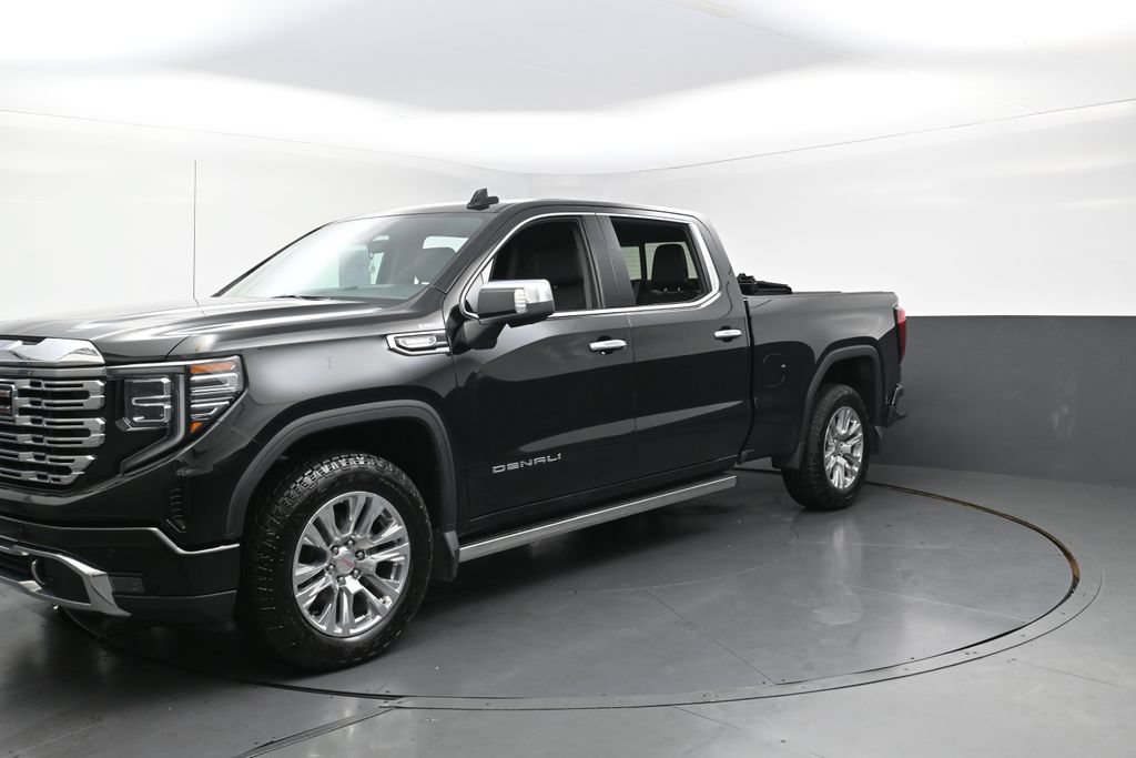 Used 2024 GMC Sierra 1500 Denali w/ Technology Package AWD/4WD image 35