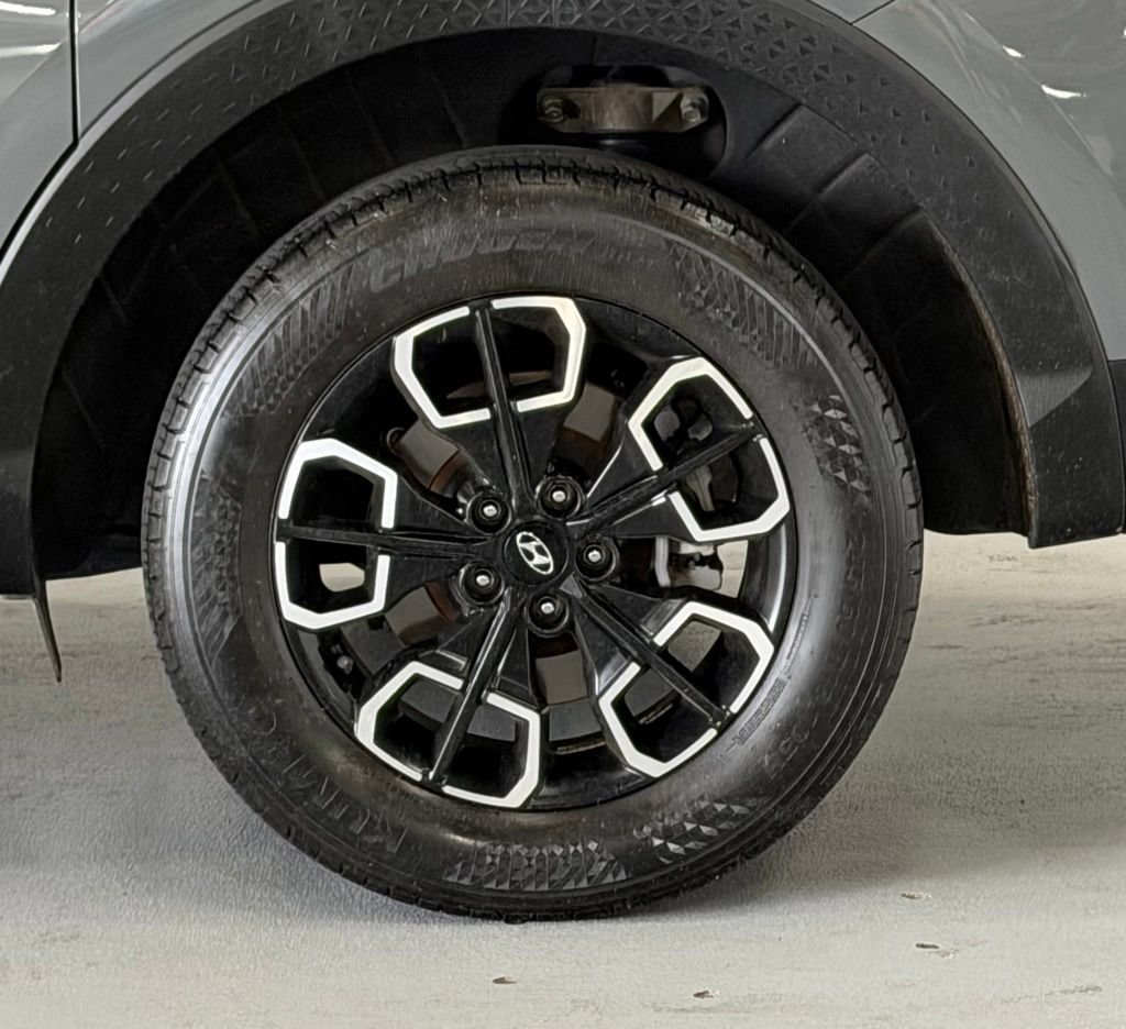 Certified 2022 Hyundai Santa Cruz SEL FWD image 8