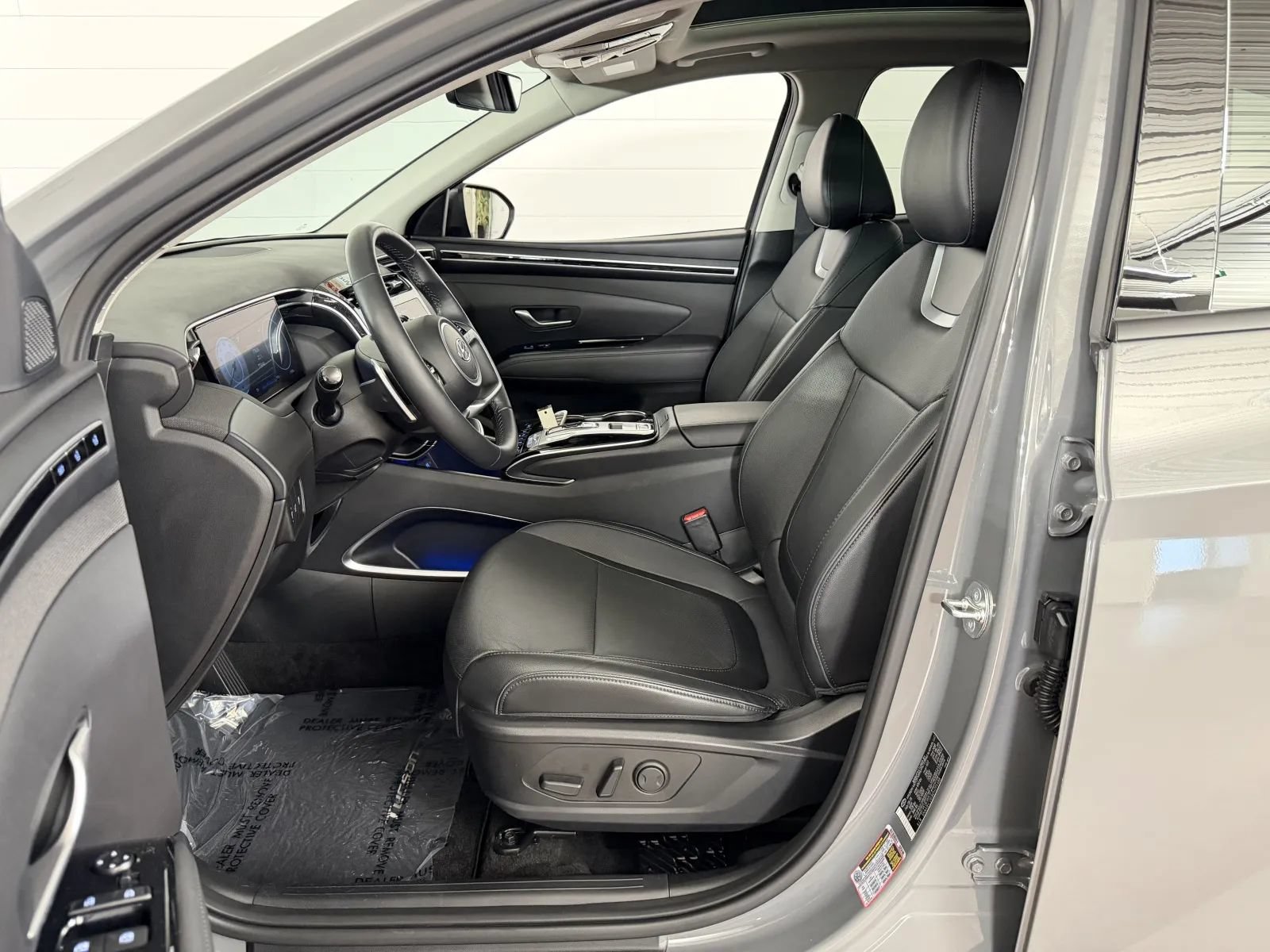 Used 2024 Hyundai Tucson Limited AWD/4WD image 12