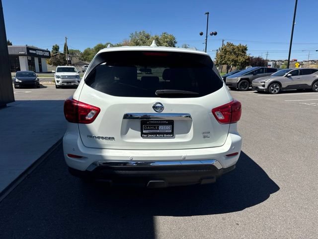Used 2020 Nissan Pathfinder SL AWD/4WD image 5