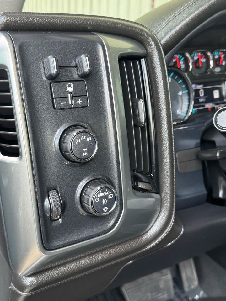 Used 2019 Chevrolet Silverado 2500 LTZ w/ Duramax Plus Package AWD/4WD image 15