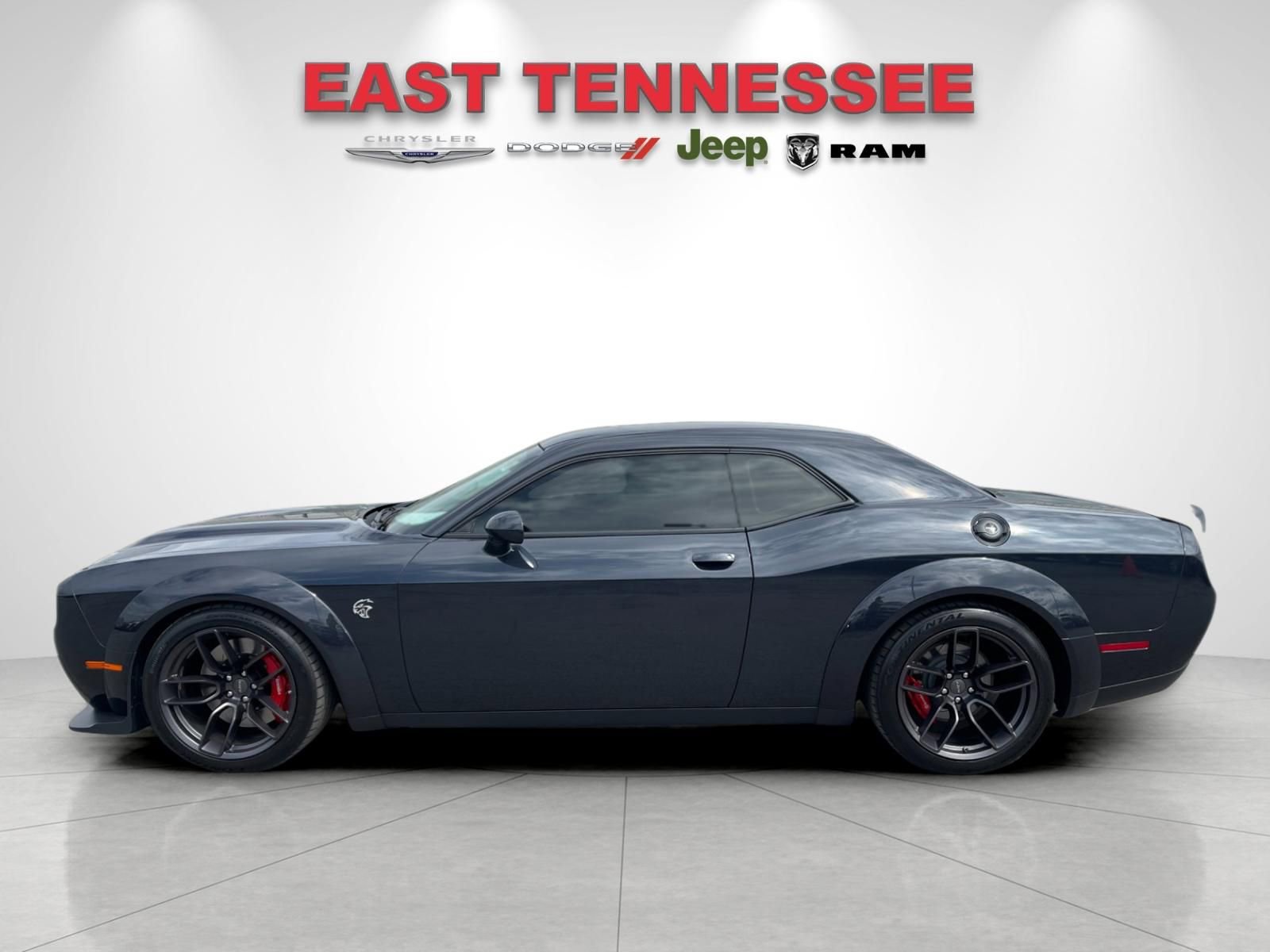 Used 2019 Dodge Challenger SRT Hellcat image 6