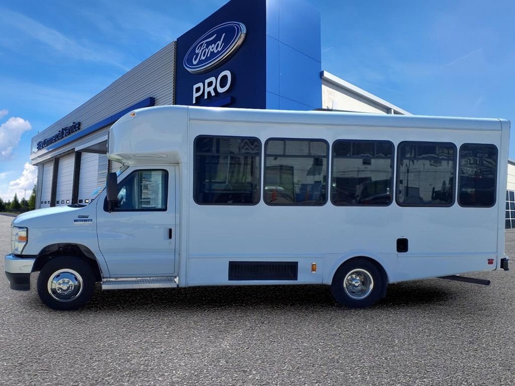 Used 2025 Ford E-450 and Econoline 450 Super Duty w/ Shuttle Bus Prep Package image 16