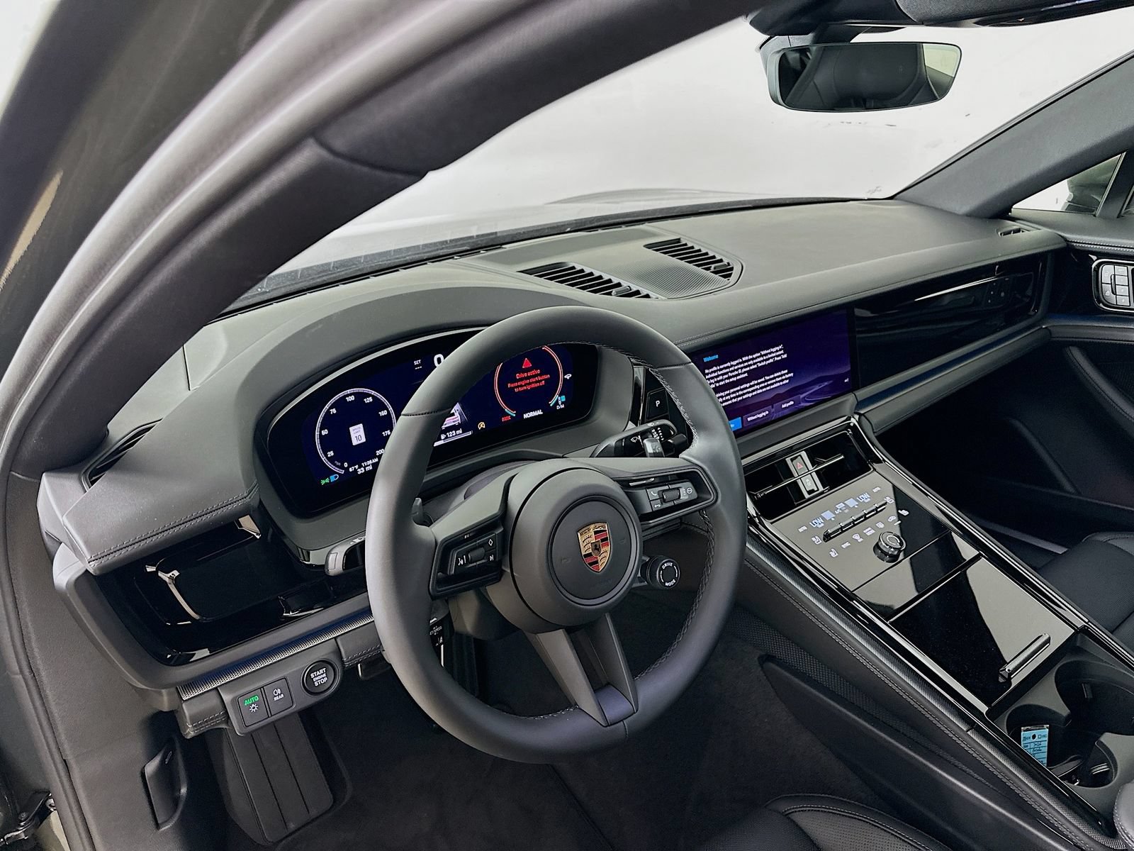 New 2026 Porsche Panamera 4 AWD/4WD image 31