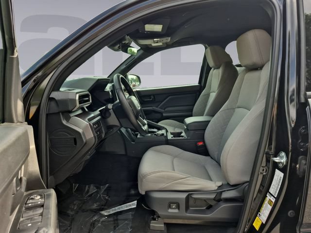 Used 2025 Toyota Tacoma SR5 AWD/4WD image 10