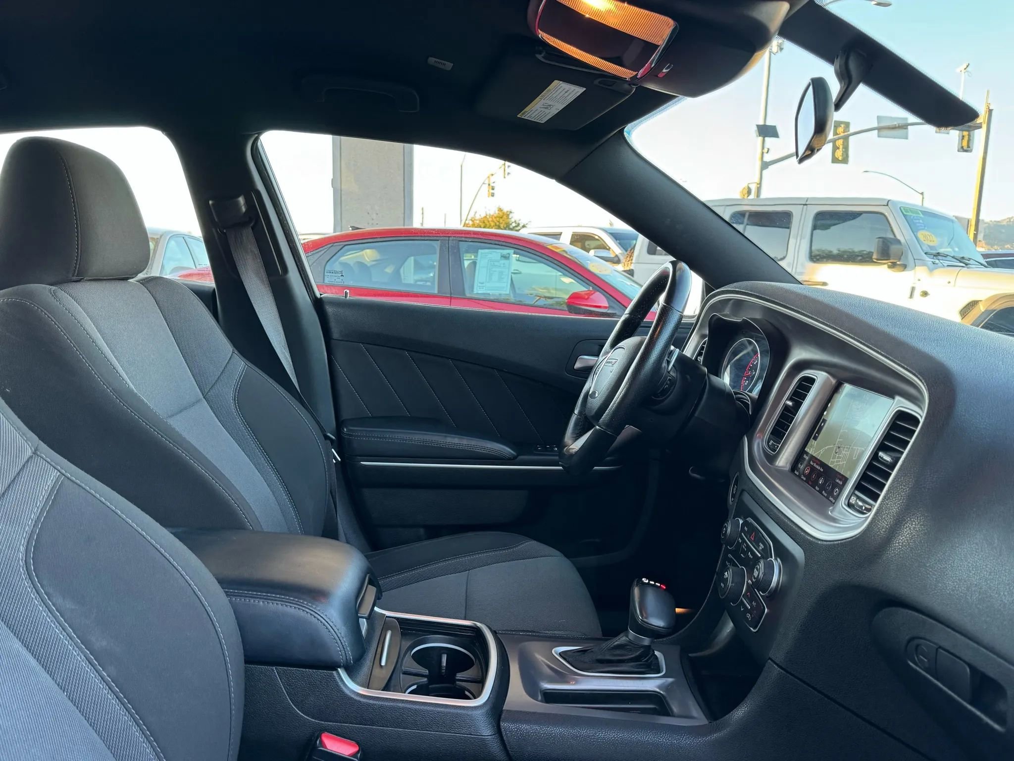 Used 2022 Dodge Charger SXT RWD image 10