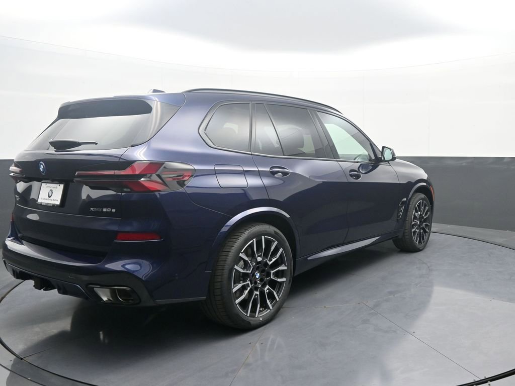 New 2026 BMW X5 xDrive50e w/ M Sport Package image 7
