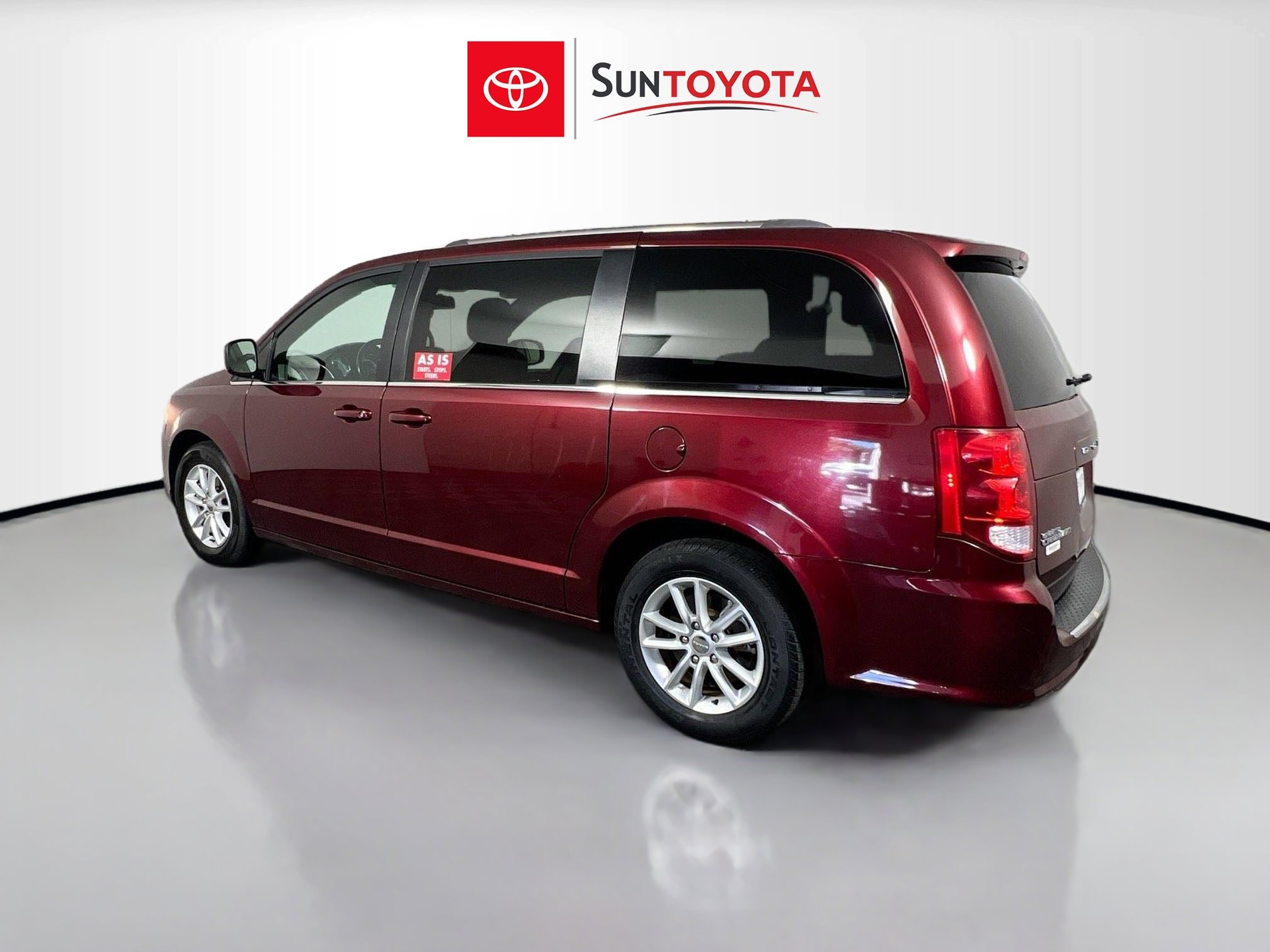 Used 2018 Dodge Grand Caravan SXT image 6