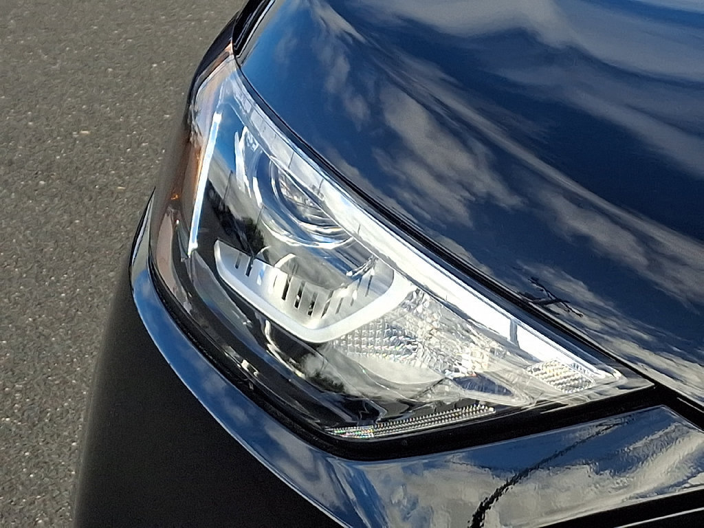 Certified 2024 Ford Edge SE w/ Black Appearance Package AWD/4WD image 9
