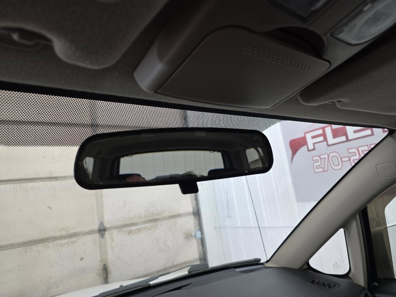 Used 2011 Mitsubishi Endeavor LS image 43