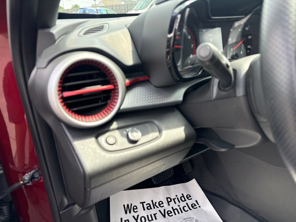 Used 2024 Chevrolet Trax RS w/ Driver Confidence Package FWD image 4