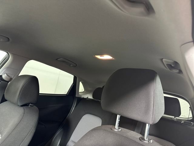 Used 2021 Hyundai Kona SEL image 12