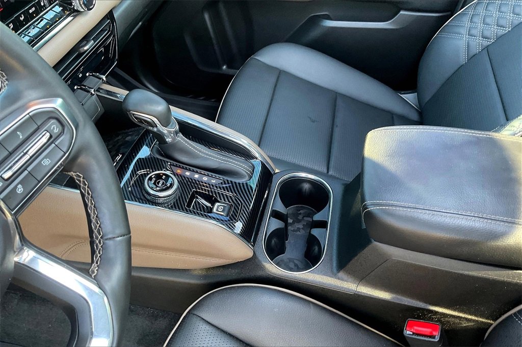 Used 2023 GMC Canyon Denali image 17