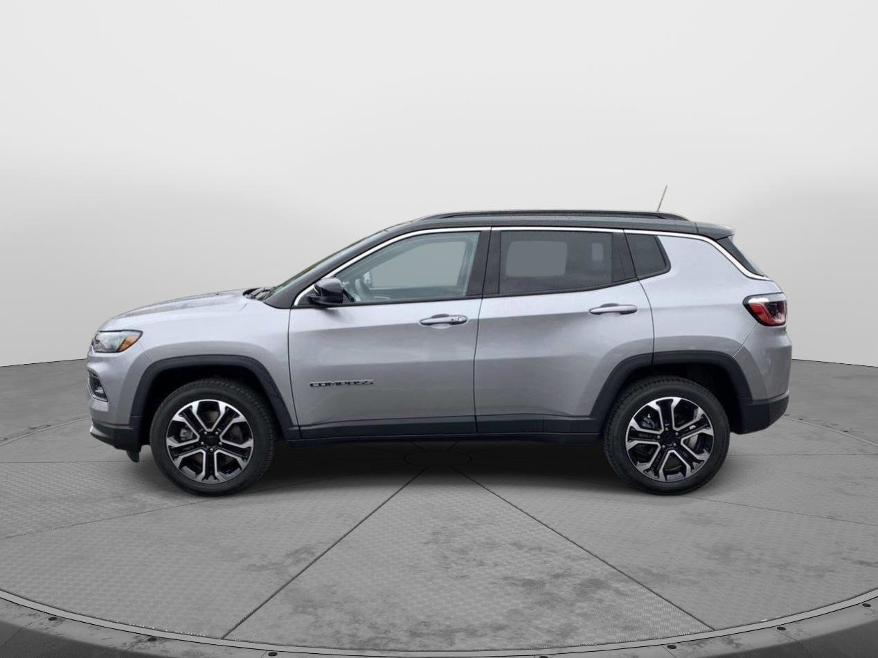 Used 2023 Jeep Compass Limited image 6