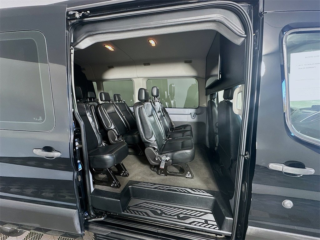 Used 2019 Ford Transit 350 XLT image 12