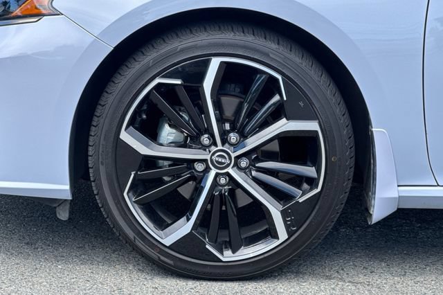 Used 2023 Nissan Altima 2.5 SR w/ SR Premium Package FWD image 25
