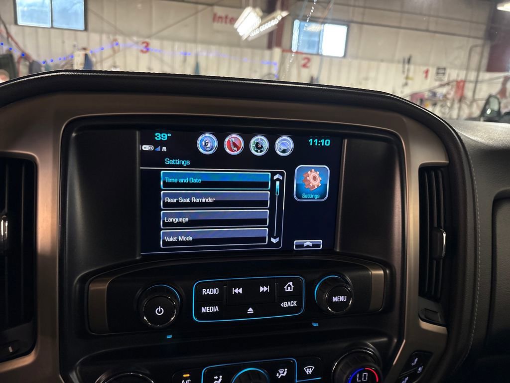 Used 2018 GMC Sierra 2500 Denali AWD/4WD image 23