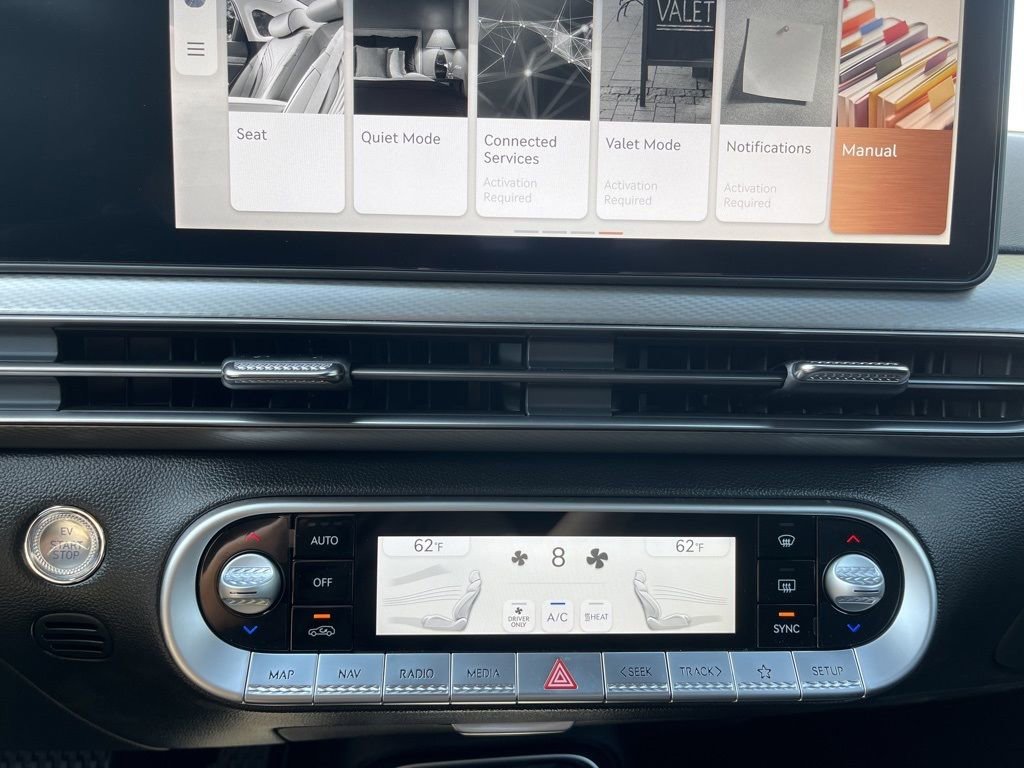 New 2024 Genesis GV60 RWD image 21