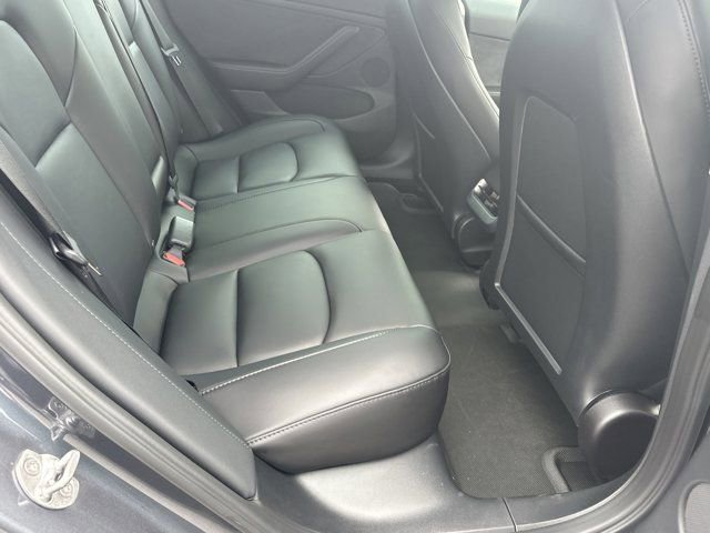 Used 2023 Tesla Model 3 Performance image 17