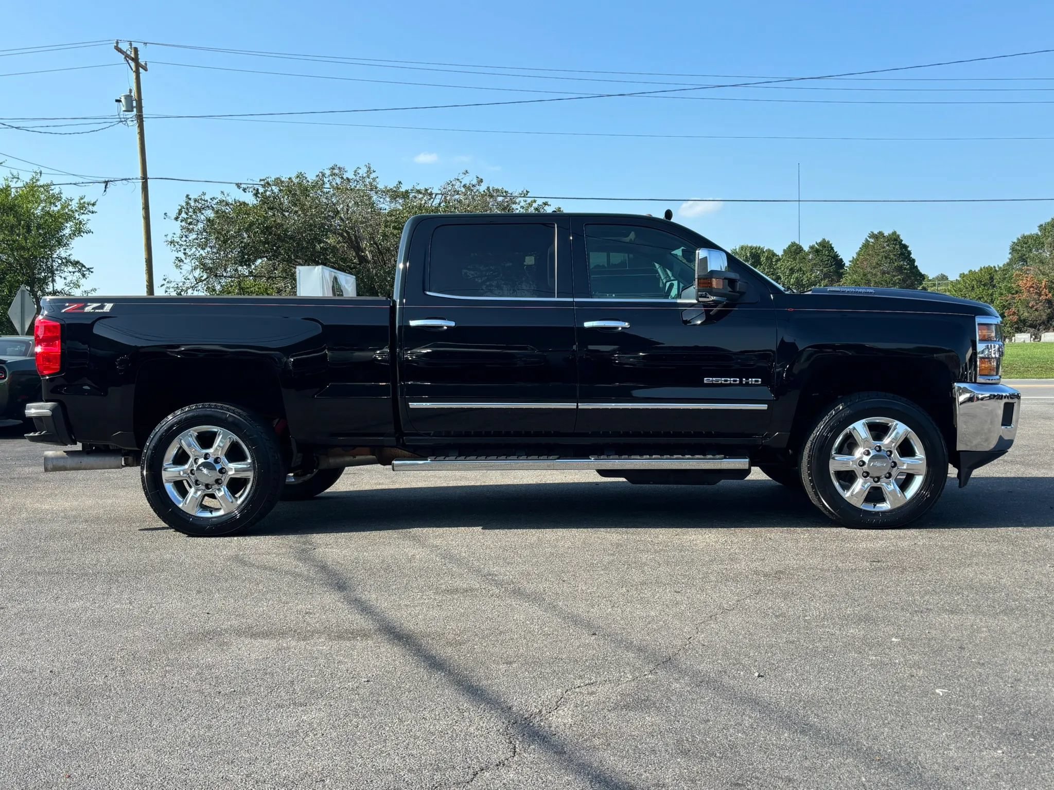 Used 2019 Chevrolet Silverado 2500 LTZ w/ Duramax Plus Package AWD/4WD image 2