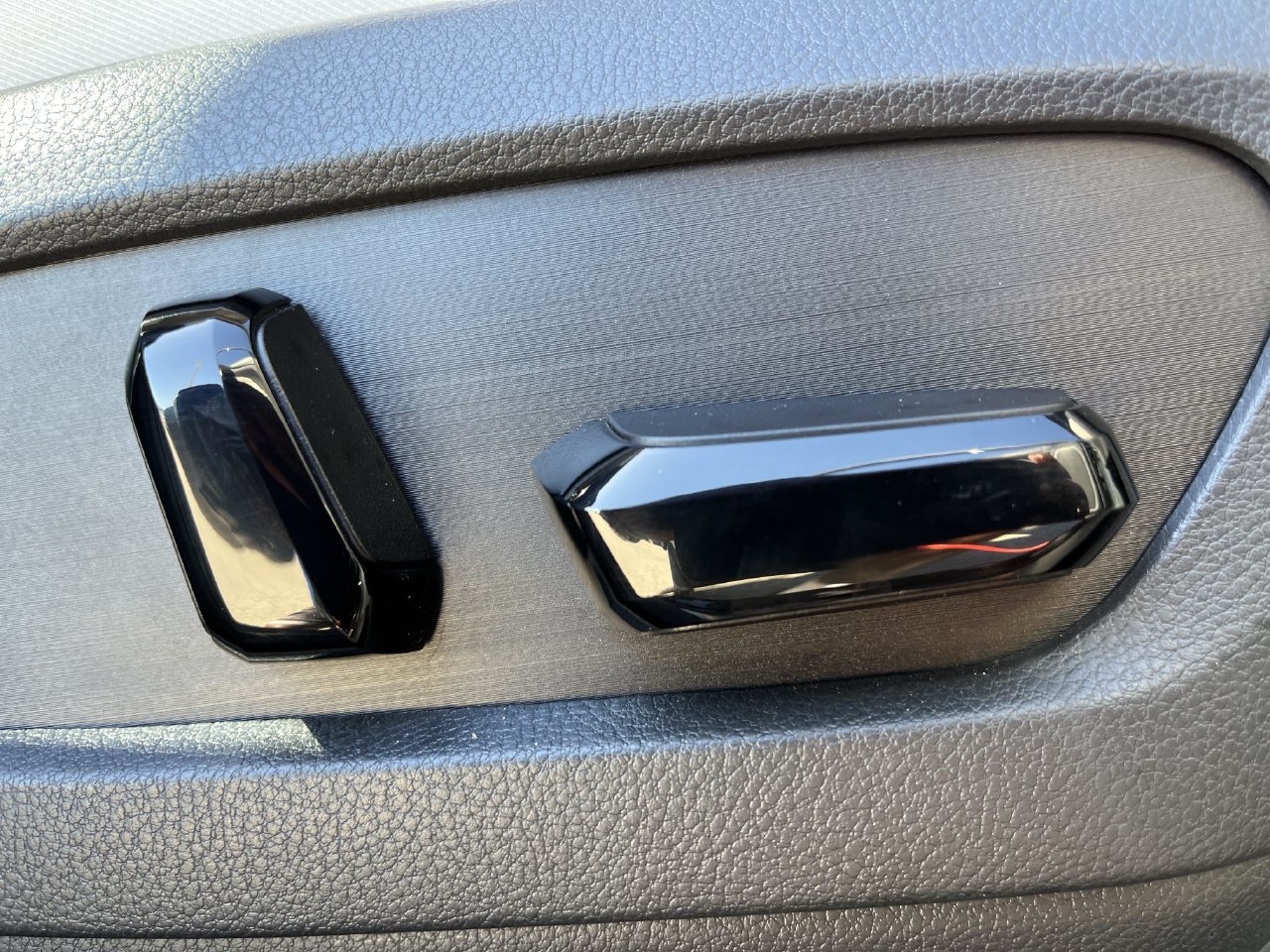 Used 2025 Lexus NX 450h+ AWD w/ Accessory Package (Z2) image 26