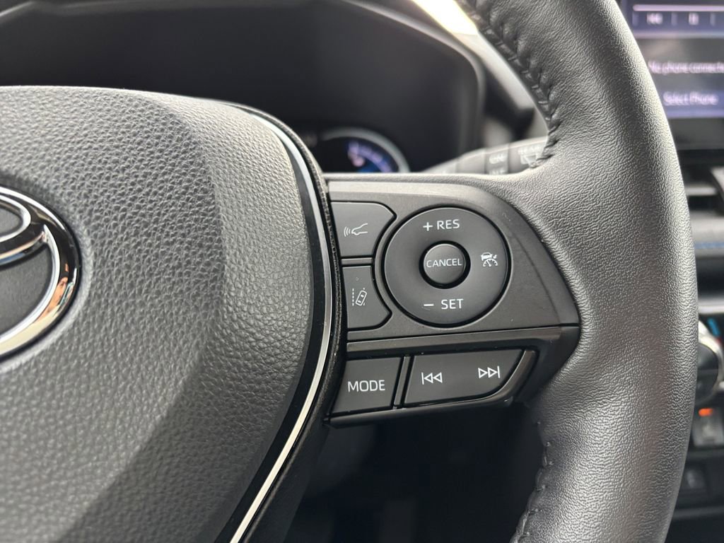 Used 2022 Toyota RAV4 XSE image 19