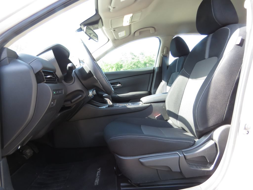 Used 2020 Nissan Sentra SV FWD image 10
