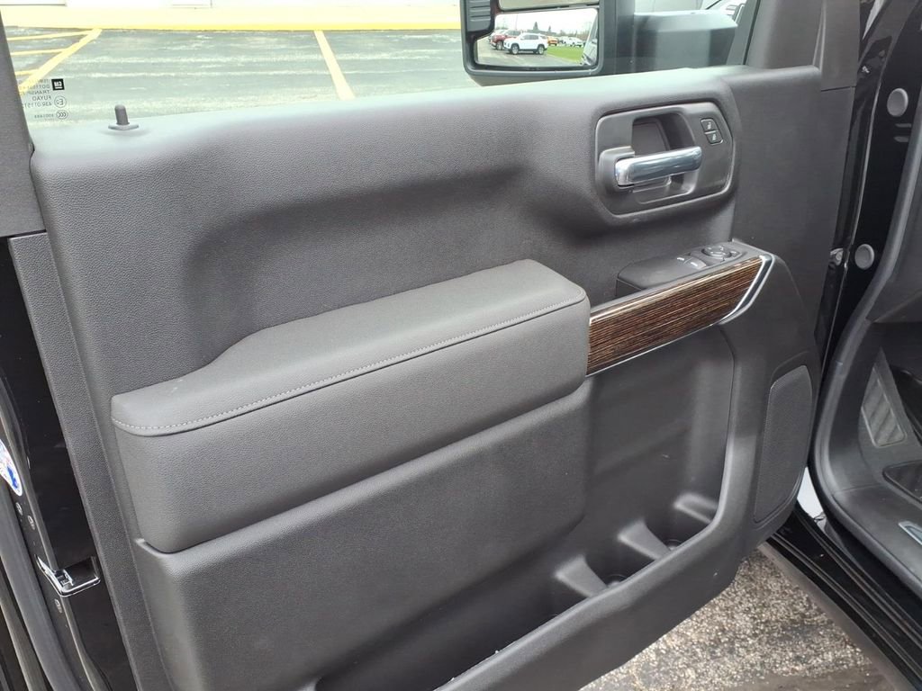 New 2026 GMC Sierra 2500 SLE AWD/4WD image 5