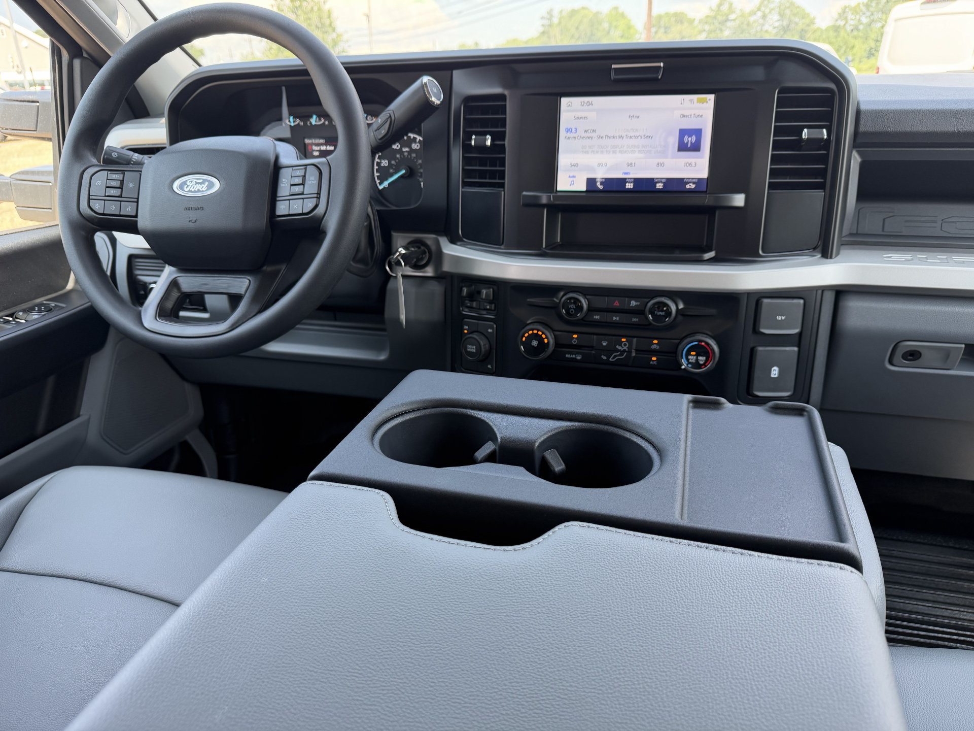 New 2026 Ford F350 XL w/ XL Chrome Package AWD/4WD image 3