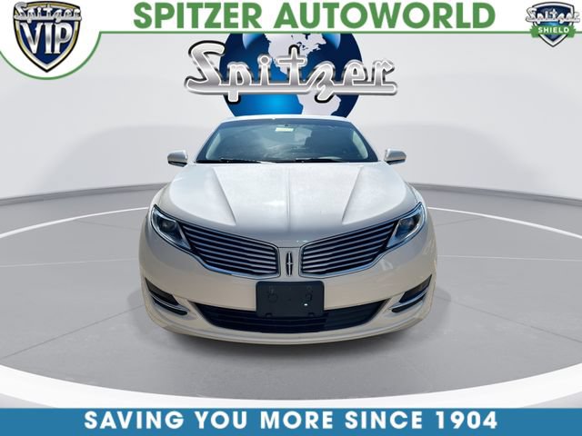 Used 2015 Lincoln MKZ w/ Equipment Group 102A Reserve FWD image 3