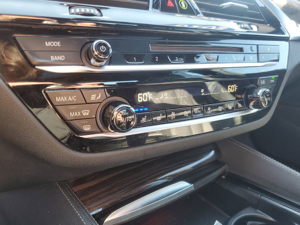 Used 2018 BMW M550i xDrive AWD/4WD image 22