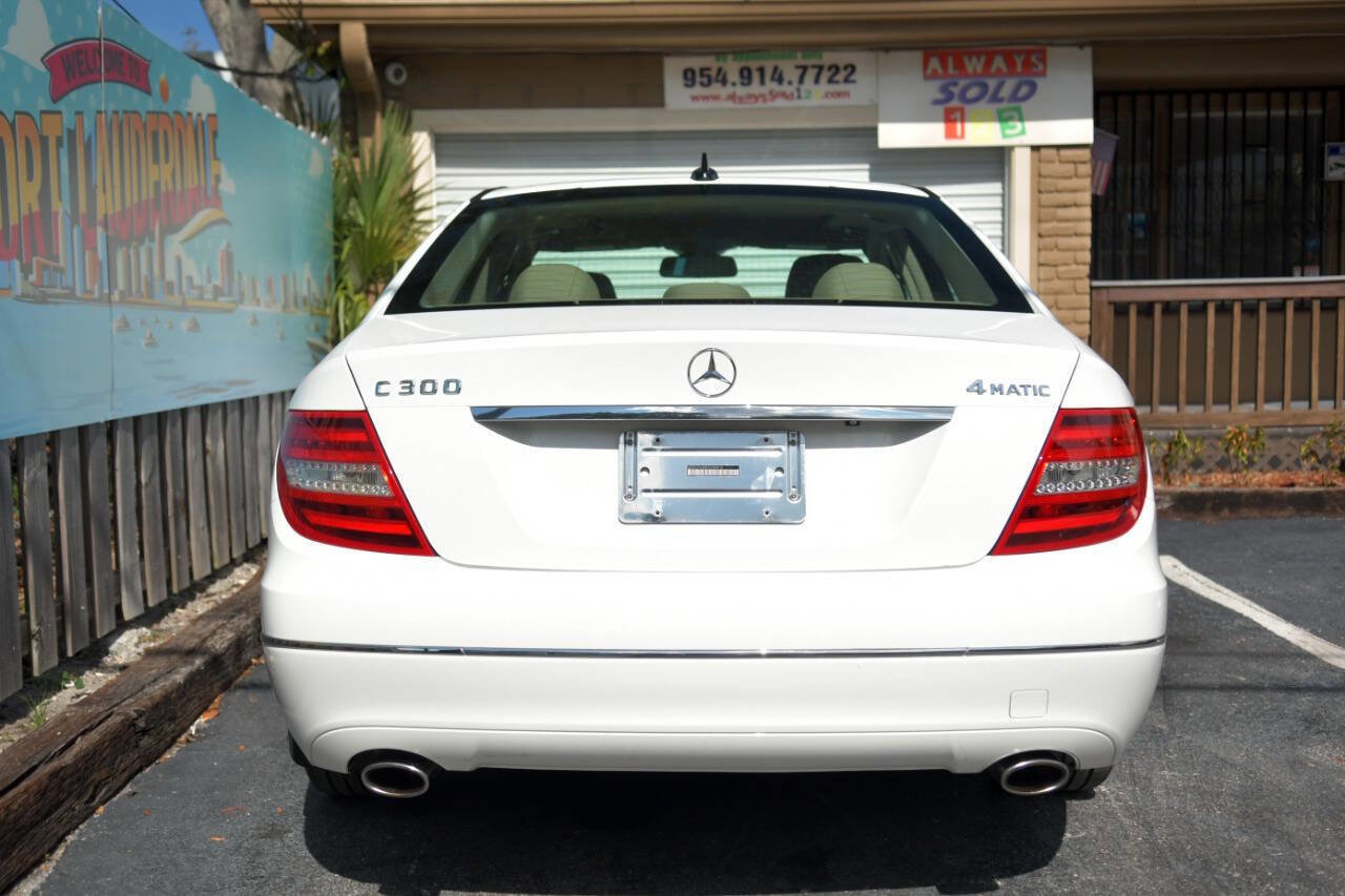 Used 2013 Mercedes-Benz C 300 4MATIC Sedan w/ Multimedia Pkg image 26