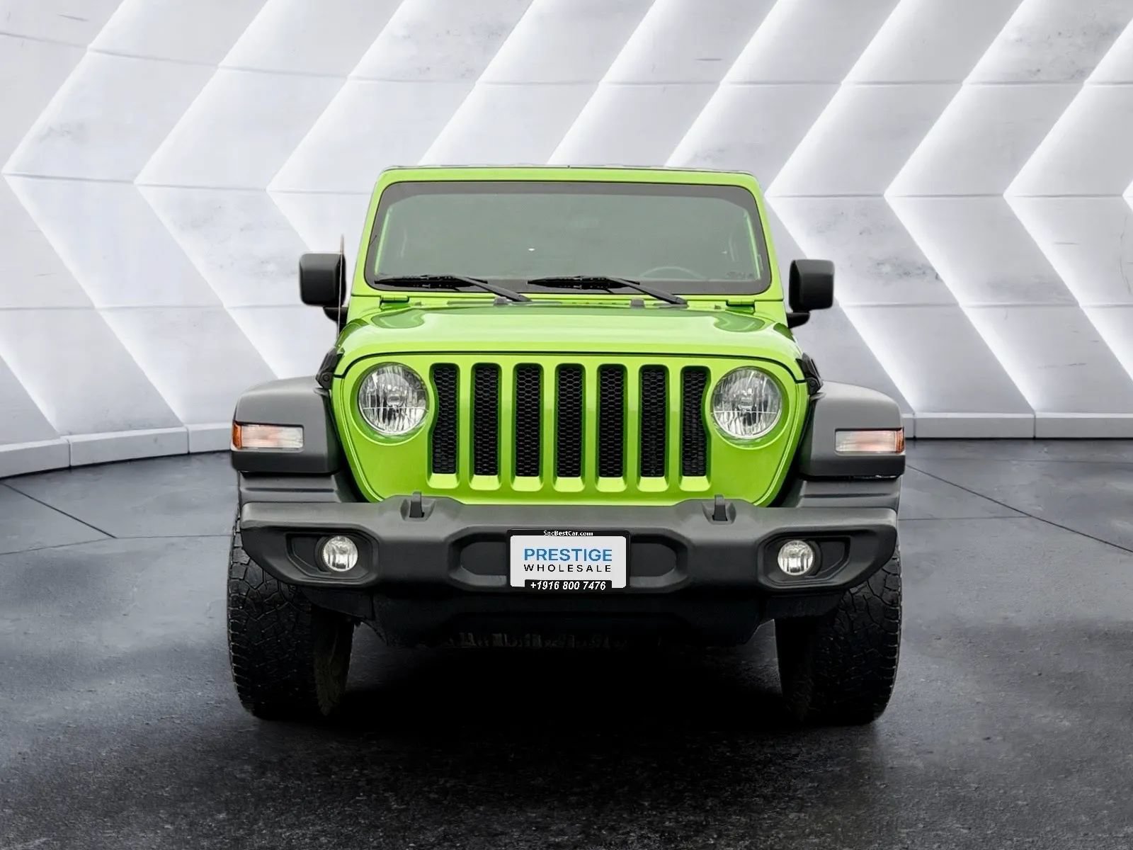 Used 2018 Jeep Wrangler Unlimited Sport AWD/4WD image 2