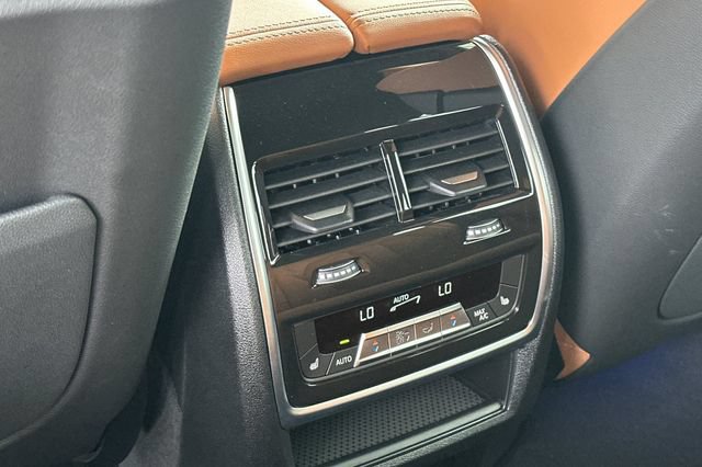 Used 2026 BMW X5 xDrive40i AWD/4WD image 15