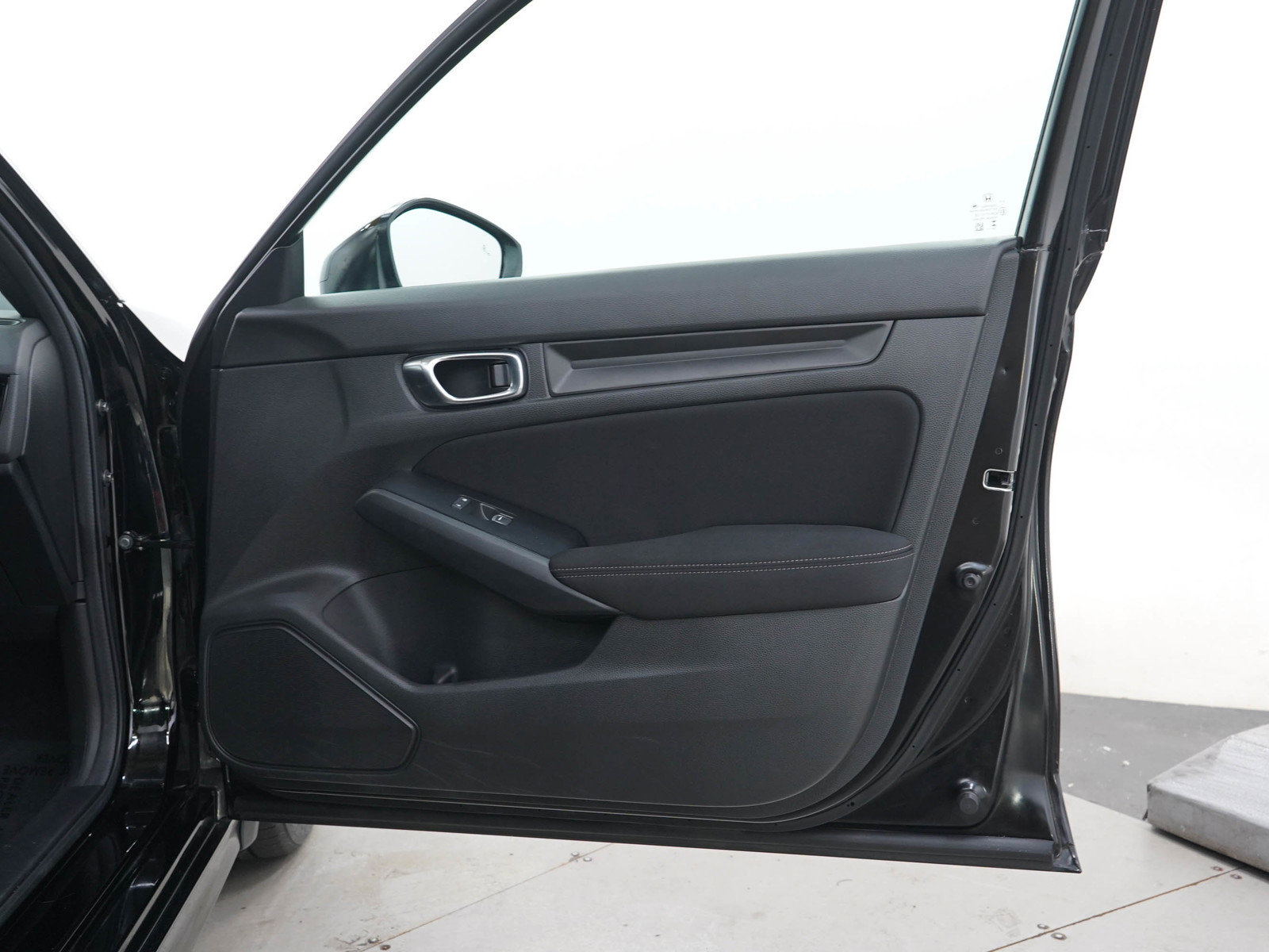 Used 2025 Honda Civic Sport image 9
